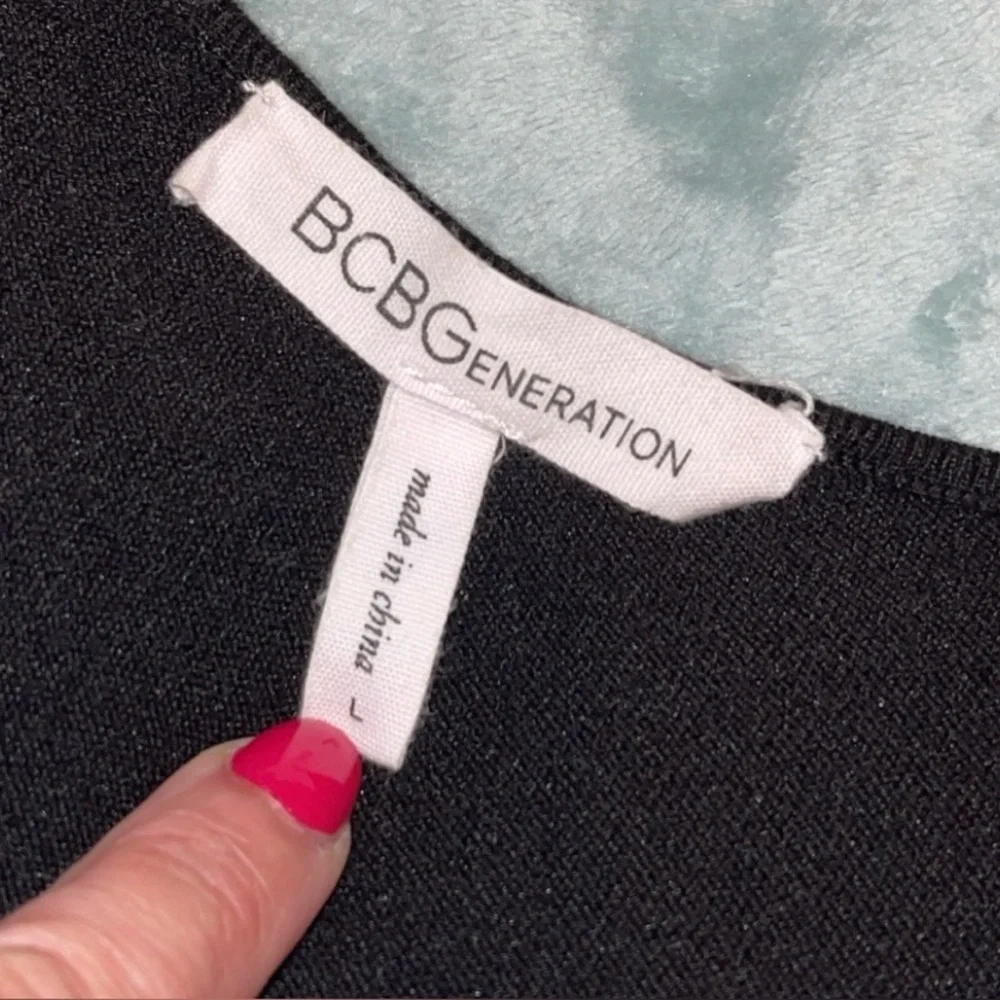 BCBGeneration Black & White Textured Knit A-Line Dress Size Large NWOT